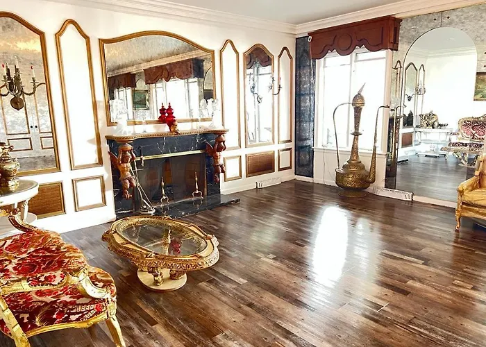 Pill Hill Mansion *
